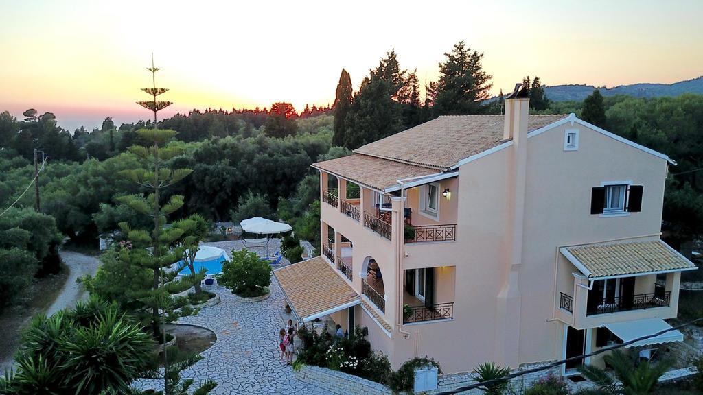Galazio Sunset Villas Gaios Exteriör bild