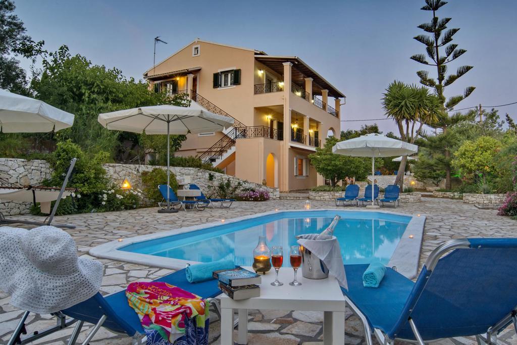 Galazio Sunset Villas Gaios Exteriör bild