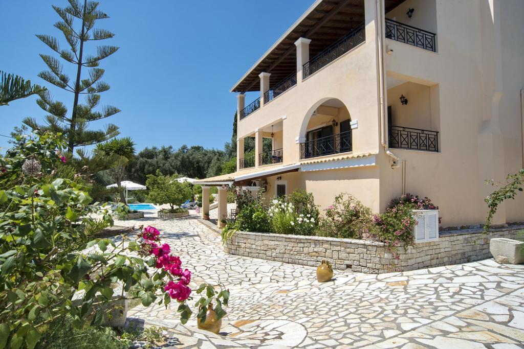 Galazio Sunset Villas Gaios Exteriör bild