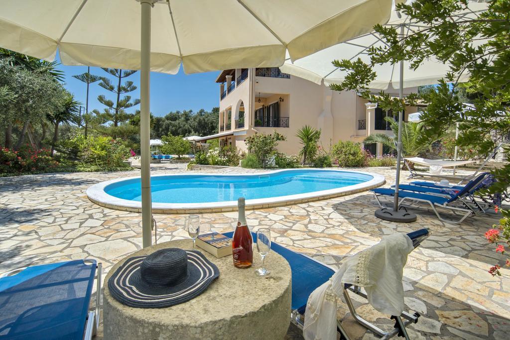 Galazio Sunset Villas Gaios Exteriör bild