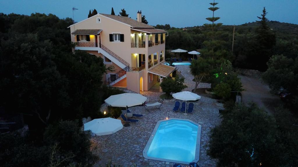 Galazio Sunset Villas Gaios Exteriör bild