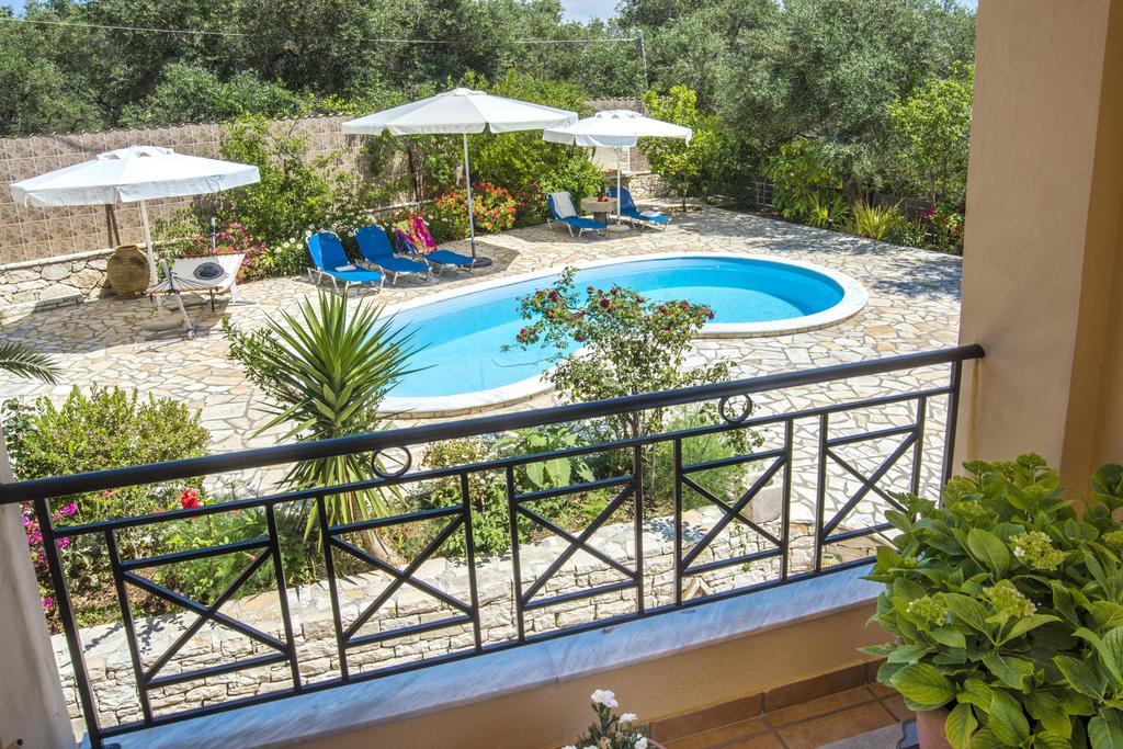 Galazio Sunset Villas Gaios Exteriör bild